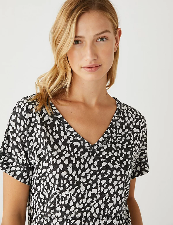 Women Black Mix Clothing Marks & Spencer Linen Rich Printed V-Neck T-Shirt 20VTD1590 - Marks and Spencer online